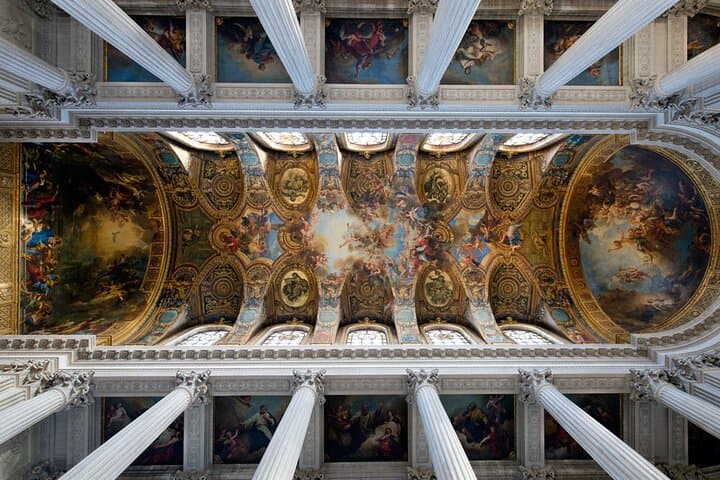 Privately Guided Versailles Palace and Gardens Tour