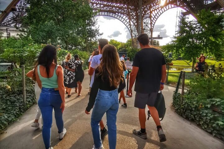Paris For KIDS! Best private tour for children to enjoy Paris!