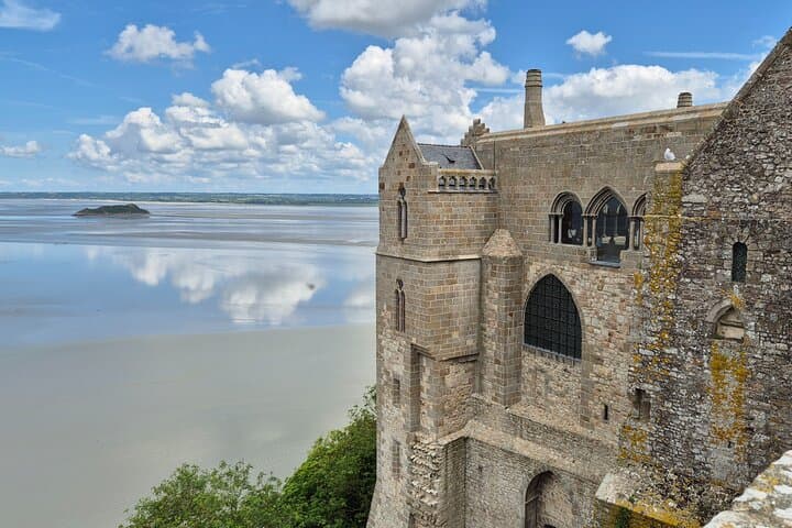 Private Tour in Mont St Michel and Normandy Coast