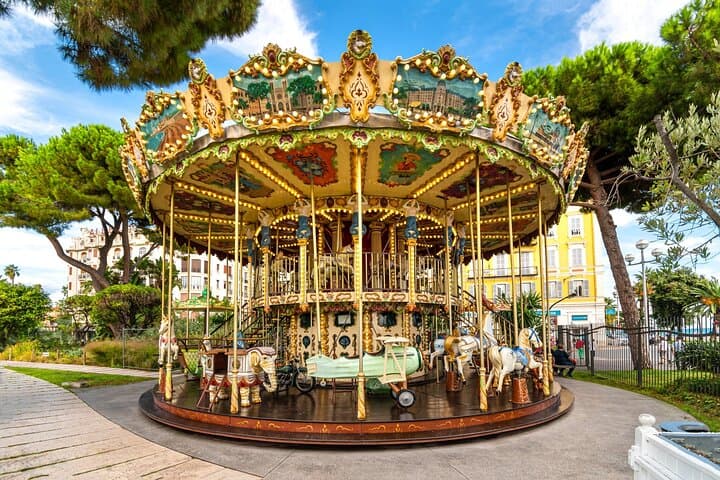 Nice Old Town Highlights and Hidden Gems Private Walking Tour