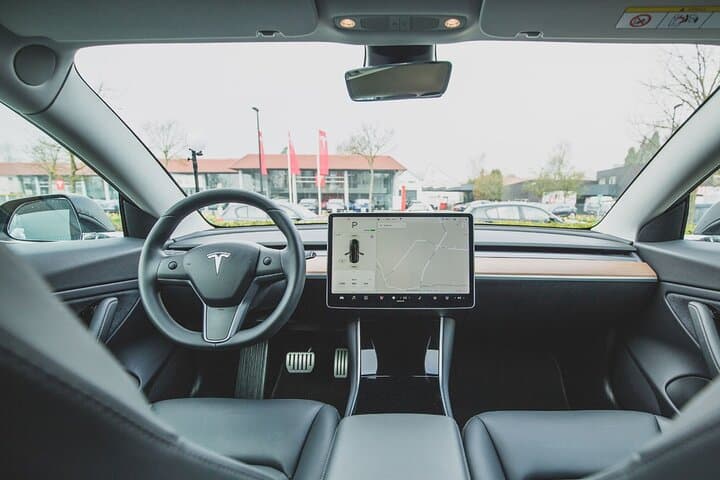 Private roundtrip transport Paris airport Orly