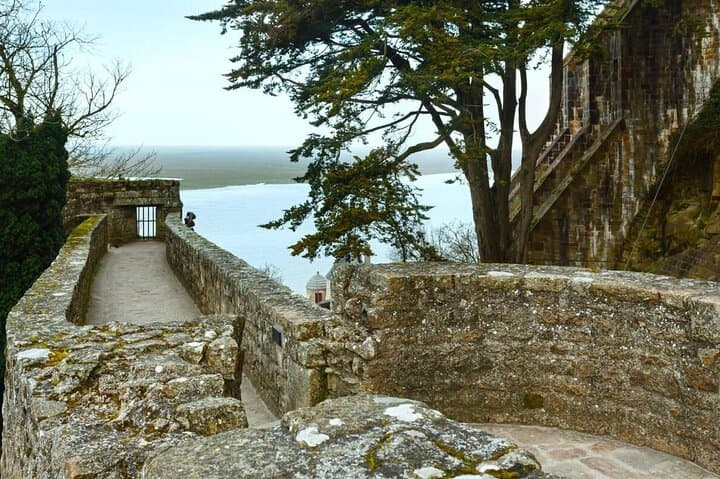 Private Day Trip from Paris to Mont Saint Michel