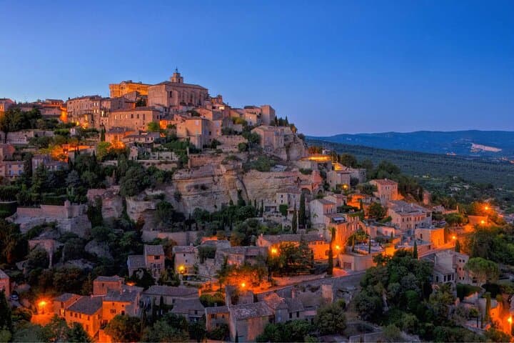 GORDES AT SUNSET