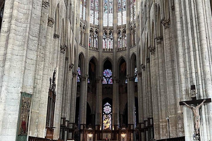 Paris: ORY Airport Private Transfer ⇄ City Center/Disneyland