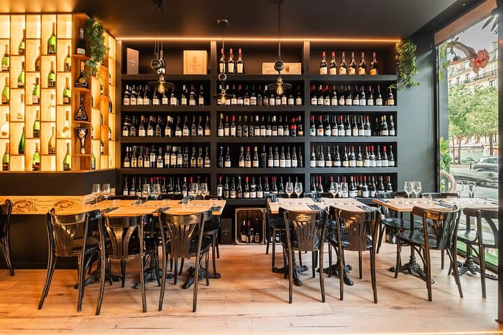 Private Wine Tasting in the Heart of Paris