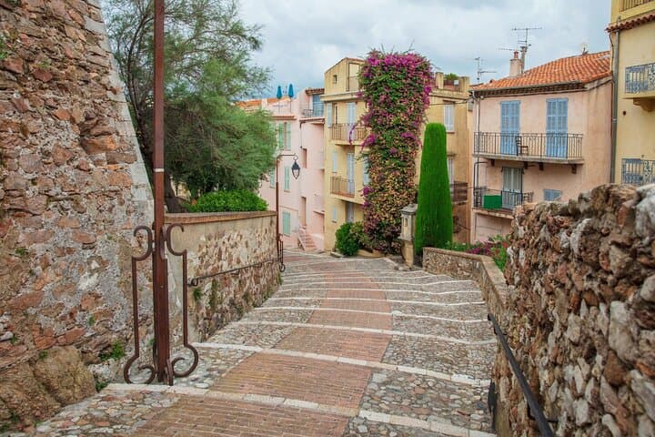Fascinating Cannes – Private Walking Tour