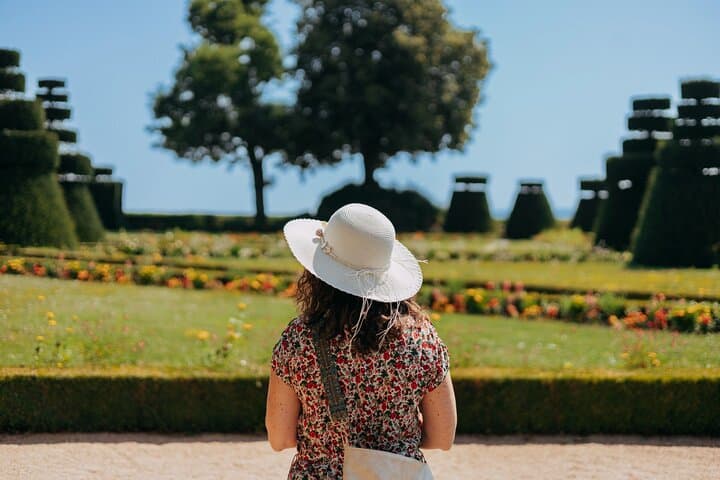 Visit an estate