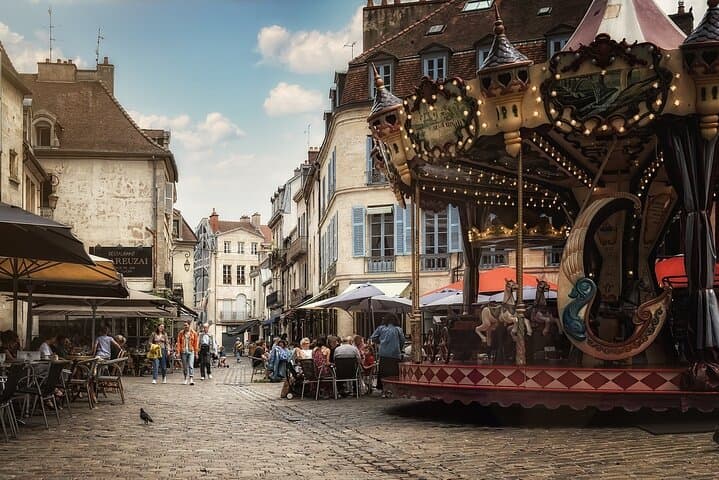 Latin Quarter and the Island of Notre-Dame Private Guided Tour