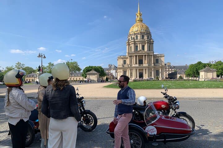 Paris Highlights: Private Sidecar Tour