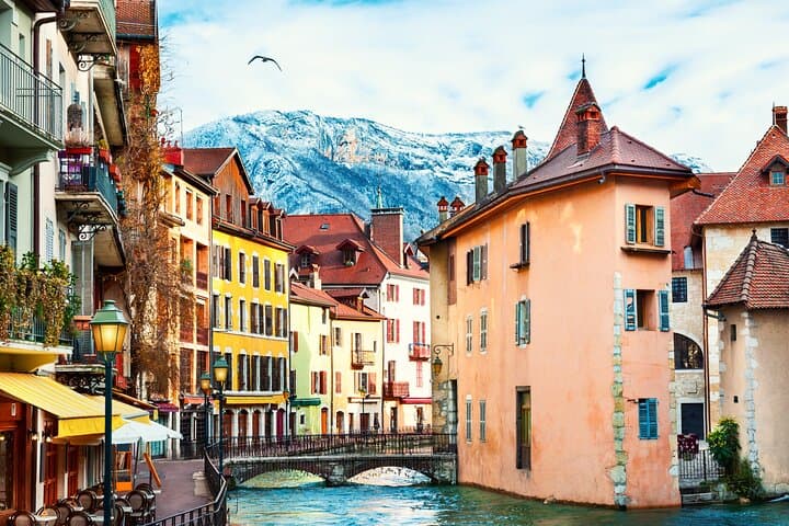 Full Day Tour Annecy and Pérouges