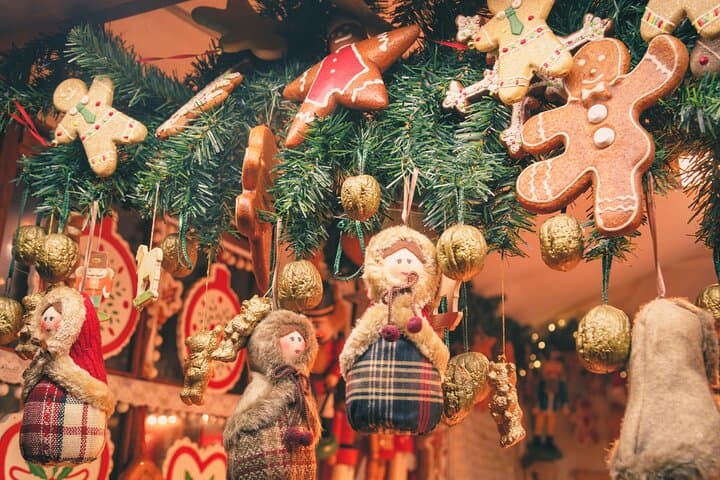 Leisure activity Christmas magic with family