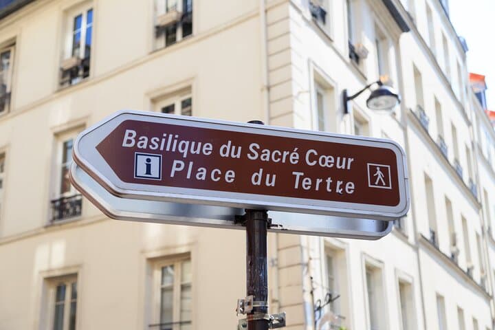 Paris Montmartre and other Holy Sites Guided Tour for Catholics