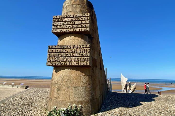 Normandy D-Day 7 Iconic Sights Guided Private Trip from Paris