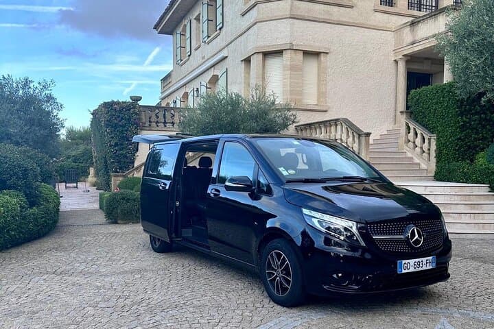 Nice Airport transfer from where to Nice city centre