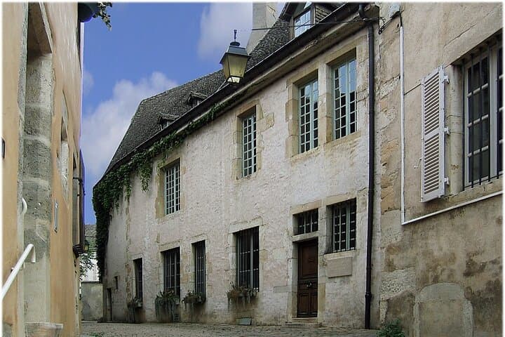 Private Guided Tour of Beaune: Explore the Heart of Burgundy