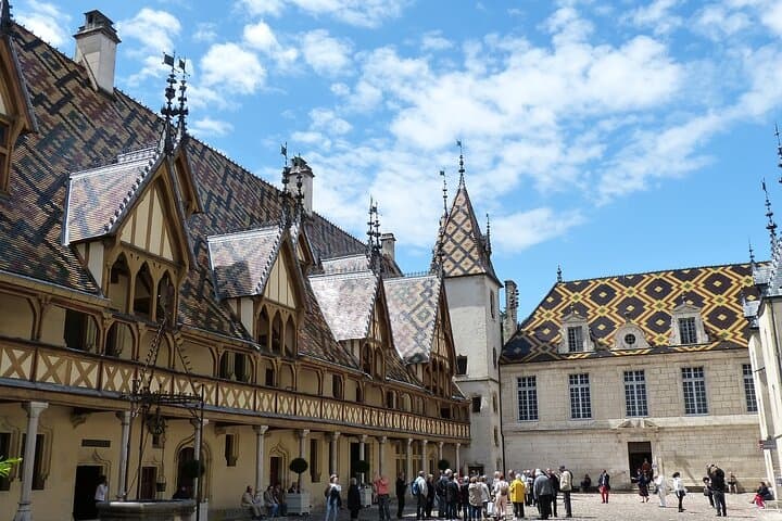 Private Guided Tour of Beaune: Explore the Heart of Burgundy