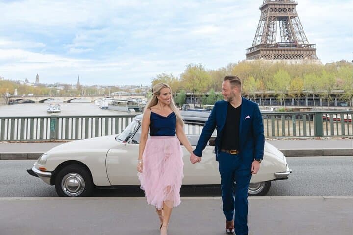 Paris Secrets Tour in a Vintage Open-Top French Car Citroen DS