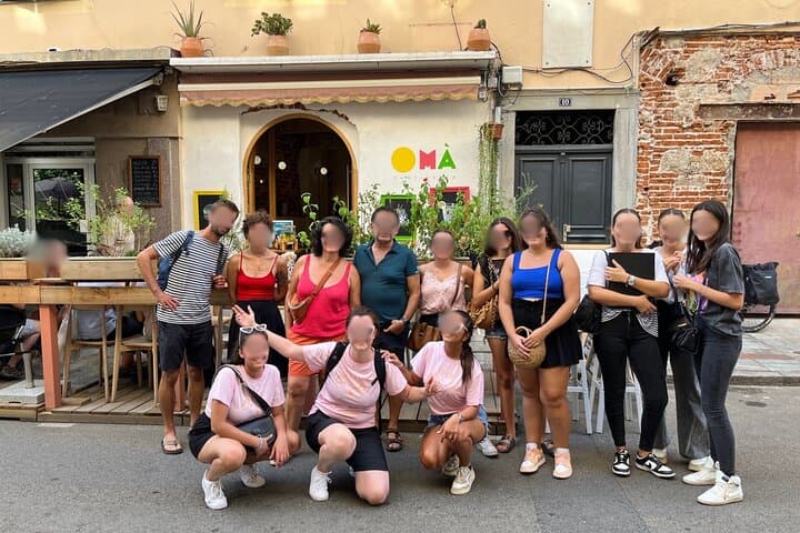 Challenges between girlfriends bride-to-be in Ajaccio