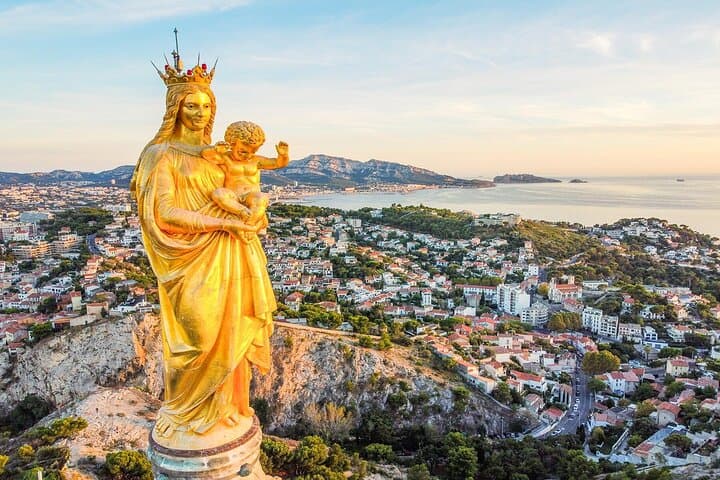 Deluxe Marseille Tour from Cruise Port including Aix-en-Provence