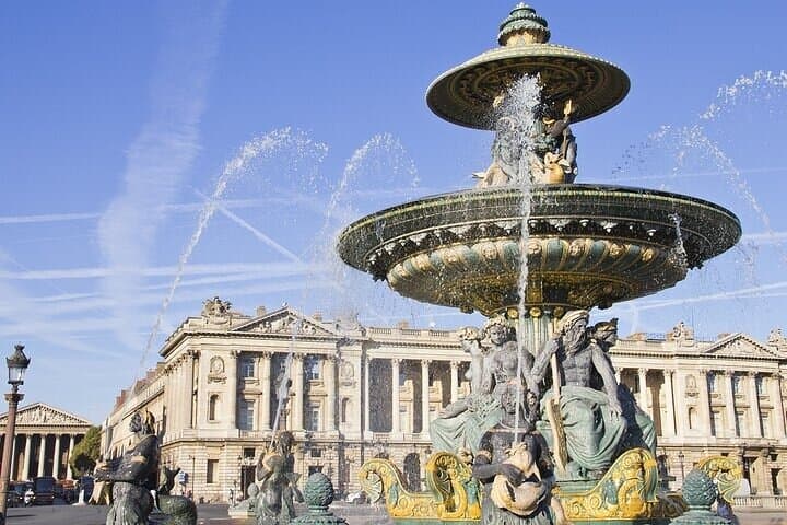 Paris Highlights from Rouen | Private Tour | Guide Optional