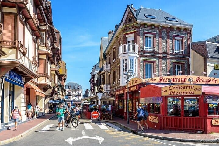Etretat & Honfleur from Rouen | Private Tour | Guide Optional