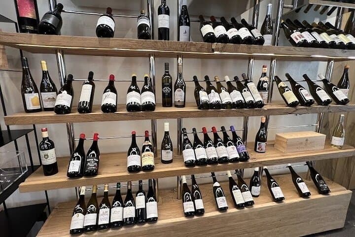 Discover Wine, Gastronomy and Art at Château Lacoste