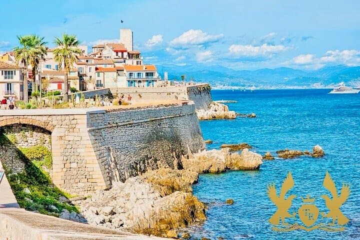 Private transfer from Nice Airport by Antibes Taxi