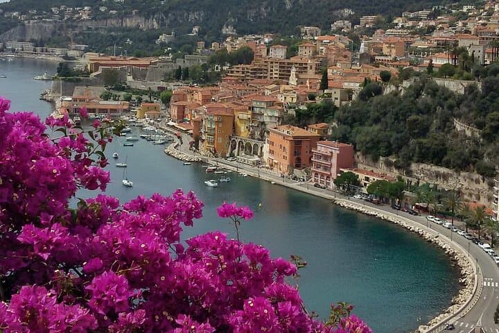 VILLEFRACHE SUR MER, CITY