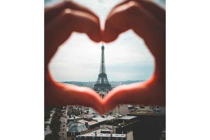 Paris: Premium City Highlights Guided Private Tour