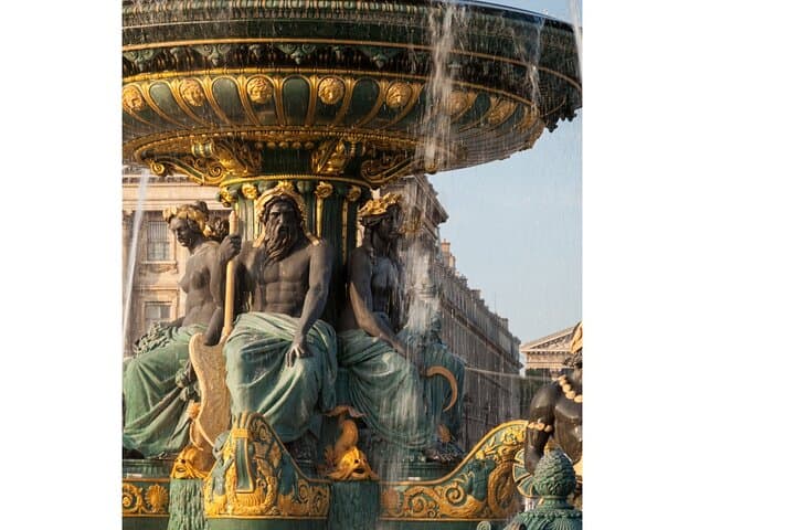 Paris: Premium City Highlights Guided Private Tour