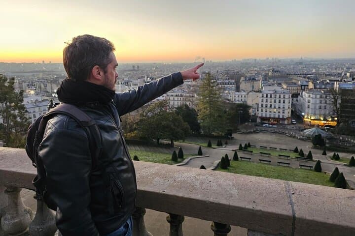Montmartre Sunrise Tour Before the Crowds