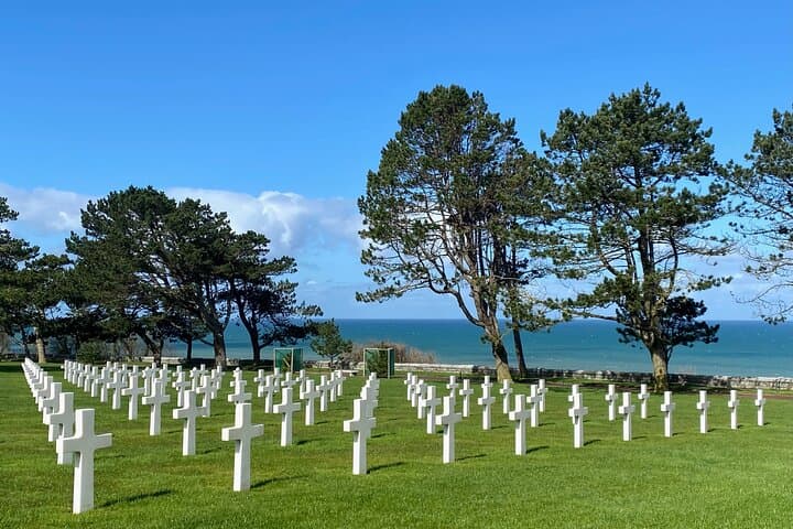 Live Guided Mont Saint-Michel D Day Private trip by Mercedes