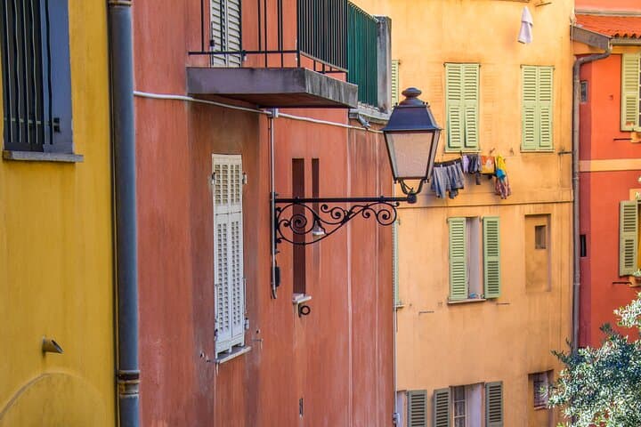 Explore Nice in 60 minutes with a Local