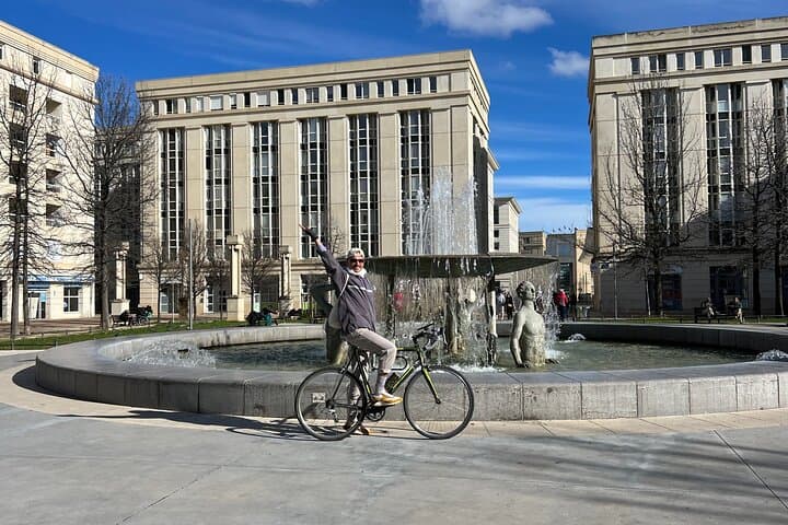 Montpellier Guided Tour Architectural Curiosity Electric Bike
