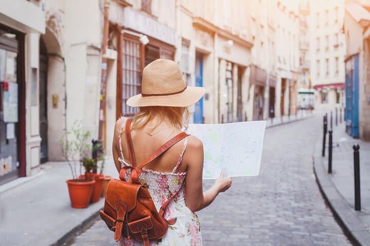 Private One-way Transfer From Cannes to Nice, 2h Stop in Antibes