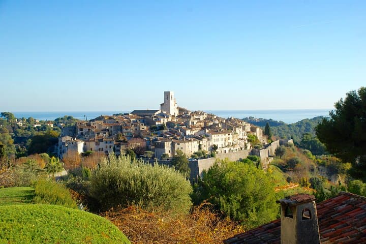 Wine tasting in Nice hills and medieval villages, private tour