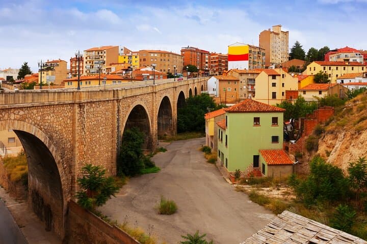 Explore Perpignan in 60 minutes with a Local