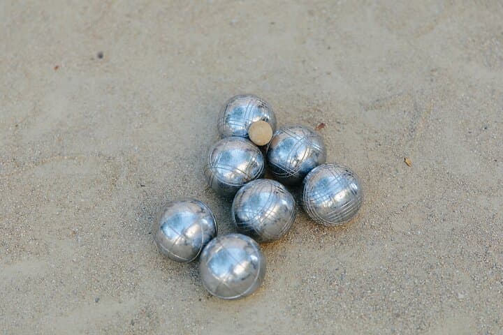 Play Petanque in Paris