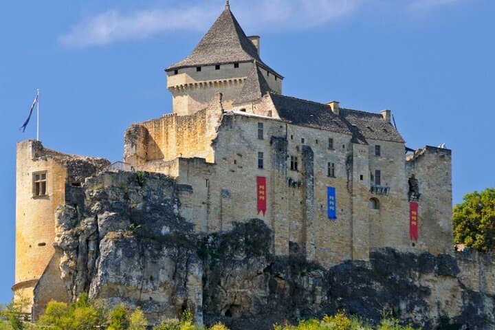 Full Day Dordogne Castles and Gardens Private Tour