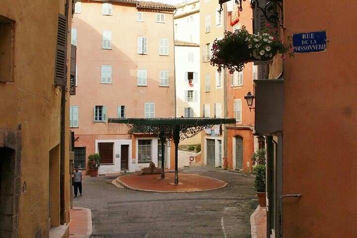 Provence Countryside and Grasse Perfume Tour from Nice