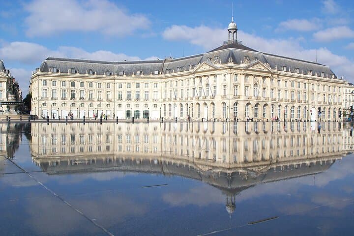 Bordeaux day trip in small group from Biarritz