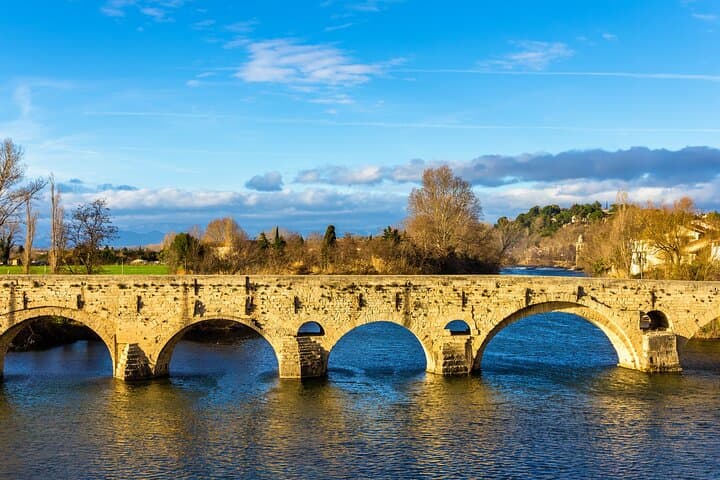 Explore Béziers in 60 minutes with a Local