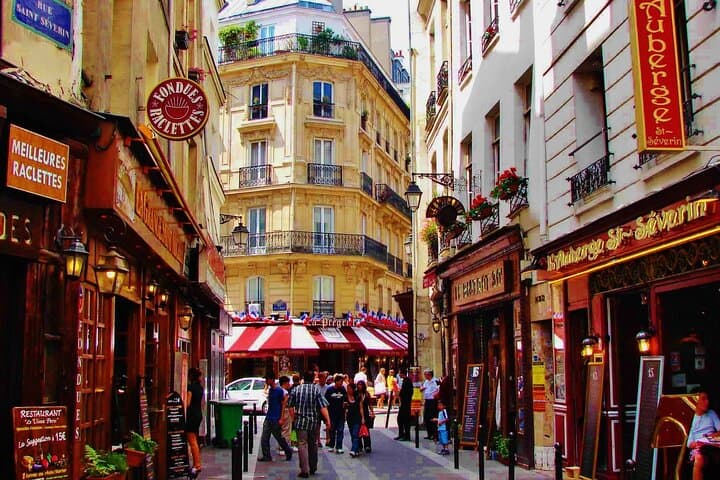 Notre Dame and Latin Quarter An Outside Stroll Through Paris