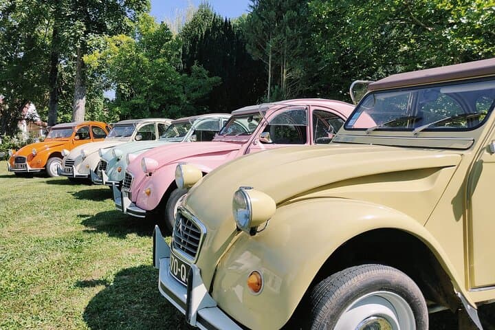 Rental 2CV in Burgundy - From St Loup Géanges & Beaune