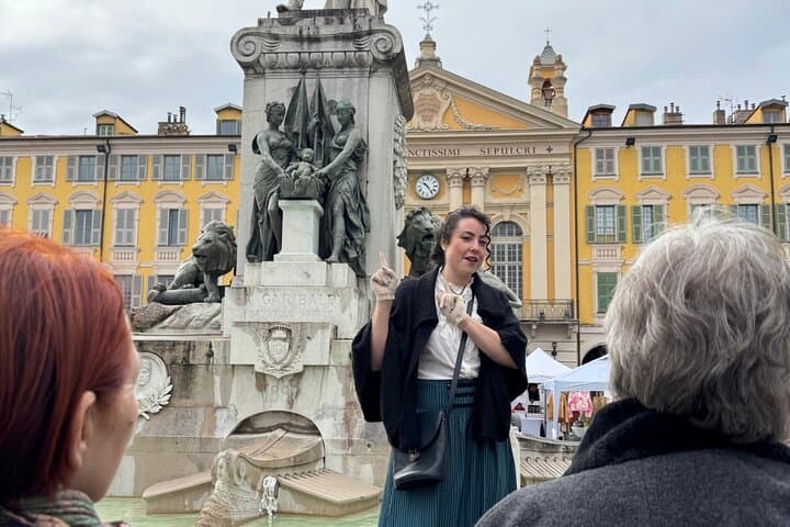 Theatrical Walking Tour of Nice