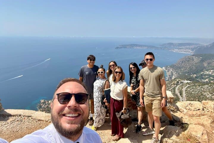 Photo see view with clients