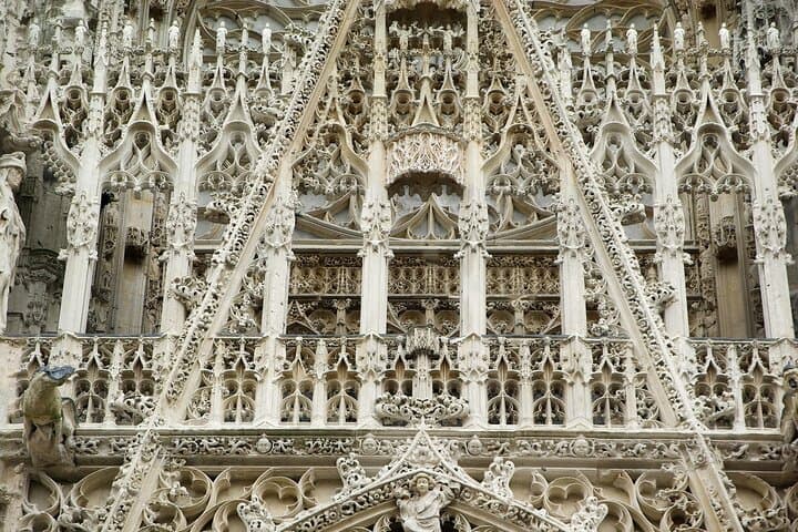 Rouen Private Walking Tour with Local Guide