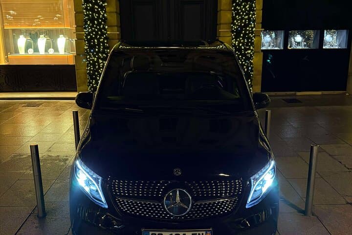 Private Transfer charles de Gaulle Airport, PARIS up to 7 people