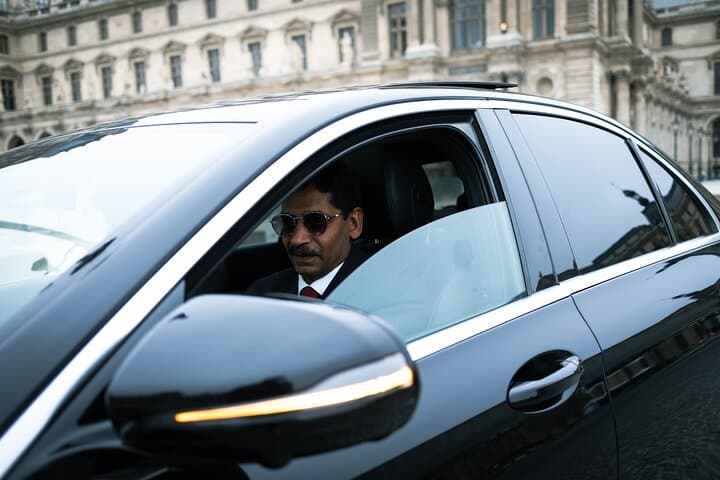 Paris: Private VIP Airport Transfers