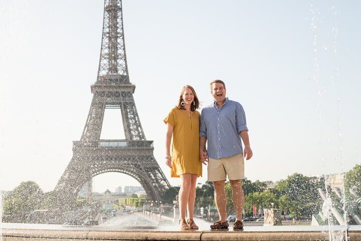 Parisian Photo Session by the Eiffel Tower